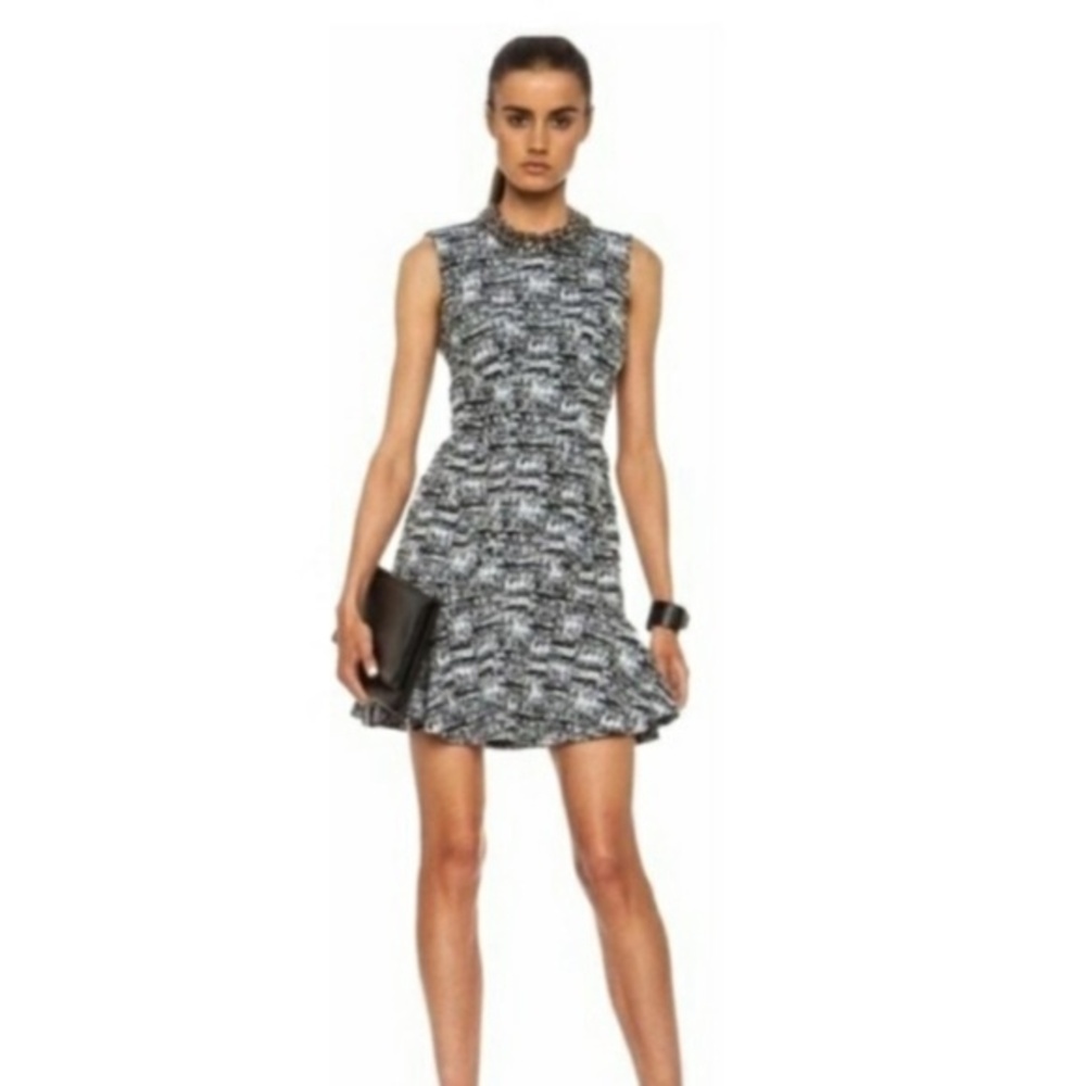 Diane Von Furstenberg size 2 Jaylen black and white textured pattern dress